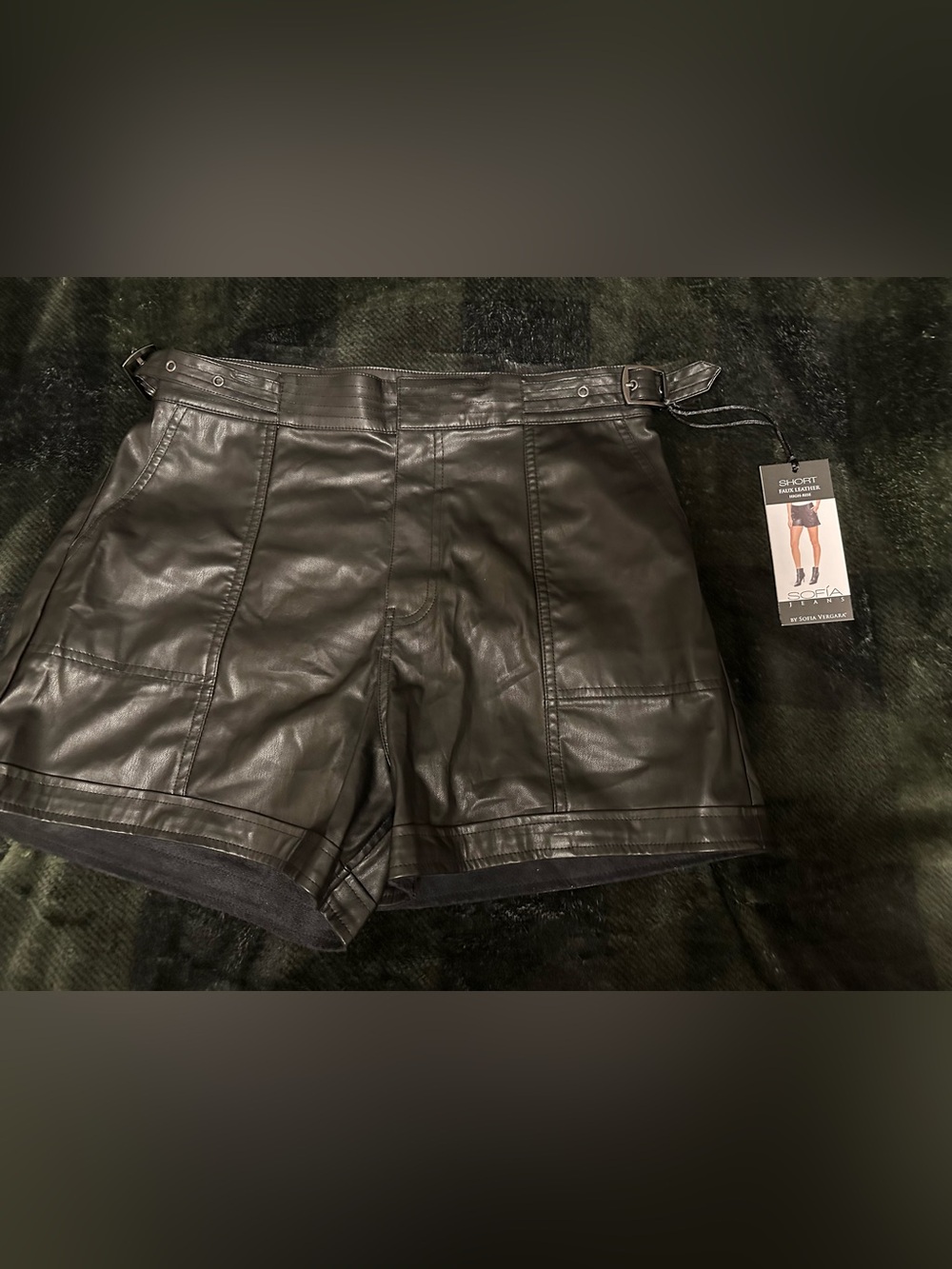 NEW Sofia Vergara BLACK Faux Leather High Rise Shorts Size 12